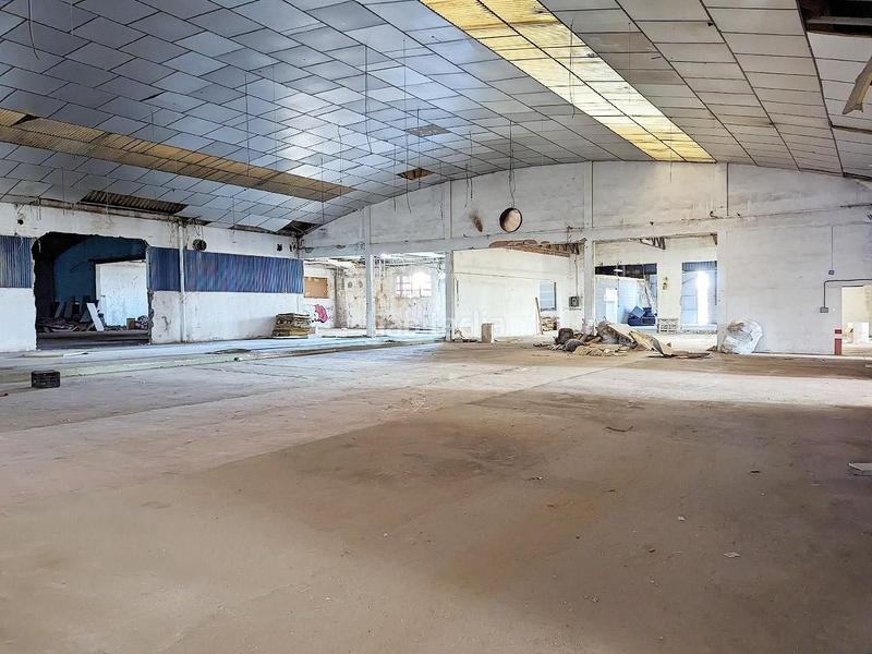 Foto 28610f04-6f26-4bb8-bdac-7955105fe067. Bâtiment à usage industriel dans Sénia (La)