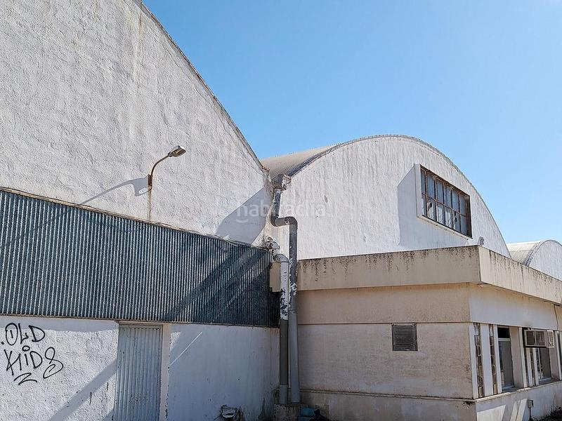 Foto 2cb1dcca-5836-4b2e-9735-78a47d483b04. Bâtiment à usage industriel dans Sénia (La)