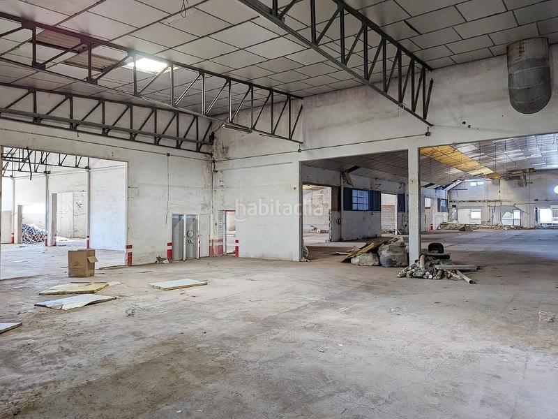 Foto 6ba475fc-75f7-46d0-95b6-9590bd2df53c. Bâtiment à usage industriel dans Sénia (La)