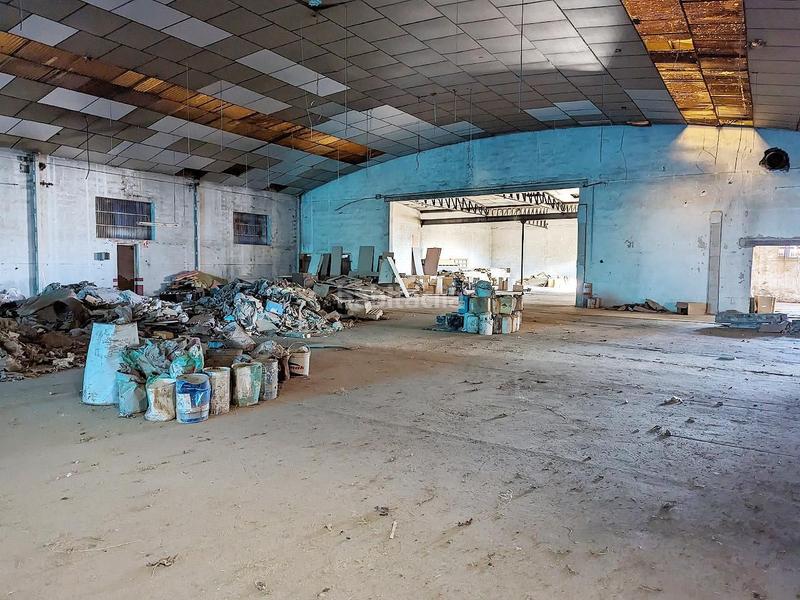 Foto c53b540d-1d61-4414-8082-a48744288f7d. Bâtiment à usage industriel dans Sénia (La)