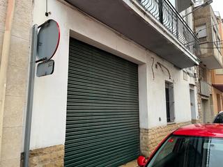 Local Comercial  Plaça sales i ferré. ¡gran oportunidad de negocio en el corazón de ulldecona!