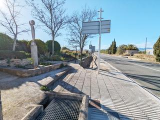 Terreny residencial a Abeuradors. Finca de cultivo de regadío de 3.086m, en las afueras de la peda