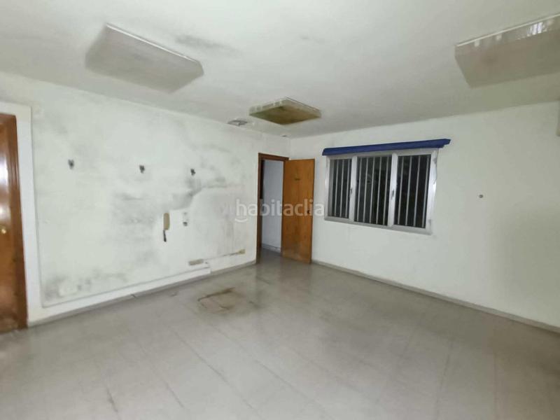 Foto 263a4210-8773-4d1f-8153-18b1975afd31. Nau industrial a Sénia (La)