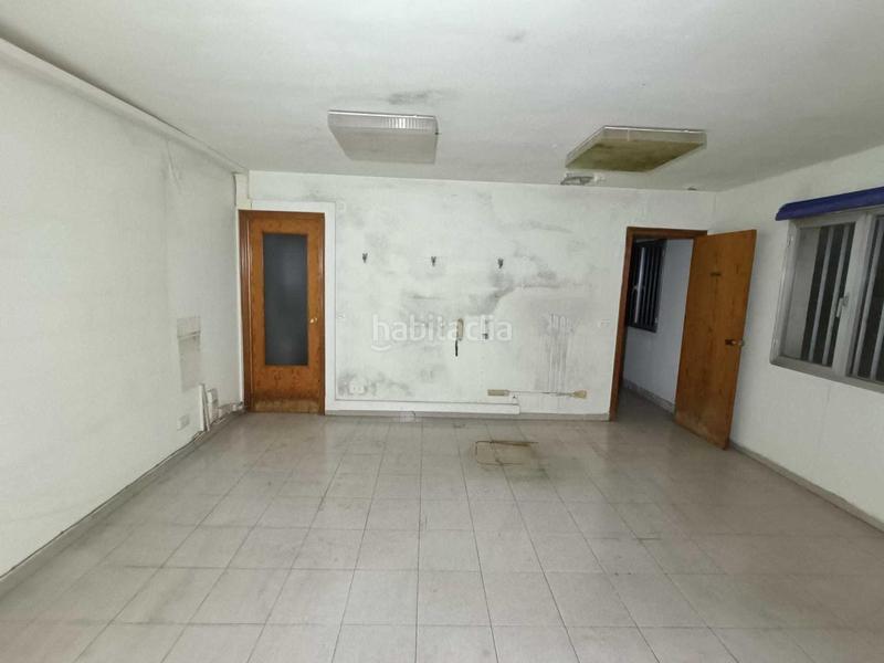 Foto 8f822269-4dc6-41f0-b5b0-95bc09bfe679. Nau industrial a Sénia (La)