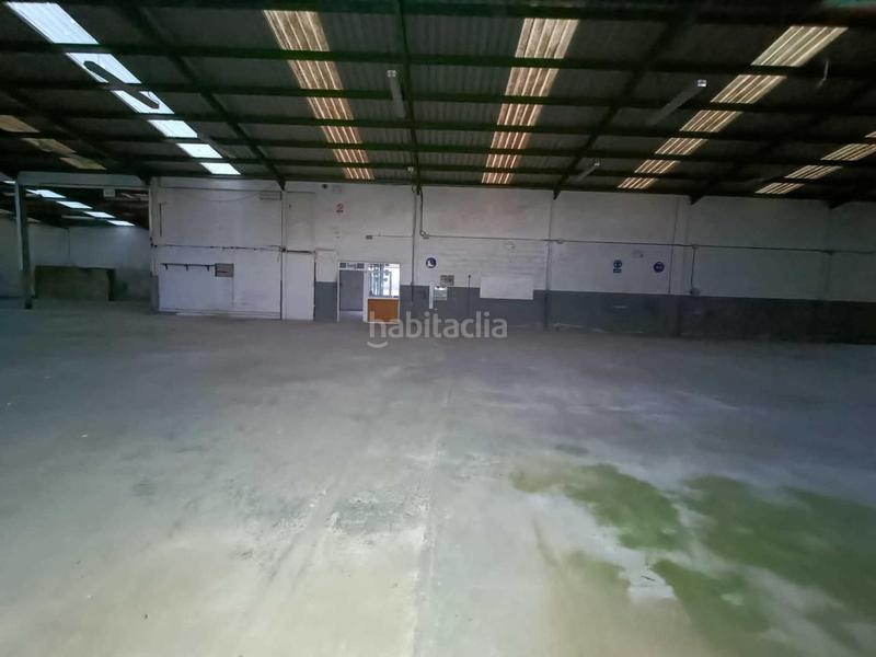 Foto a5efb2f4-3329-4738-87ce-4a38be1027d2. Nau industrial a Sénia (La)