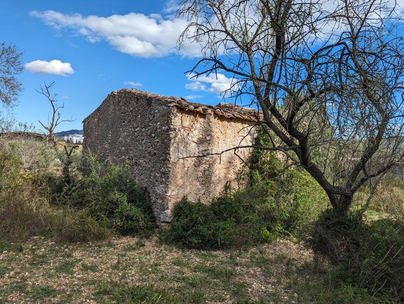 Foto eafce7ba-6460-4f36-8e91-1973bf72a2b4. Masía finca rústica de secano de 12.060 m en partida pantanet, tarragona. en Ulldecona