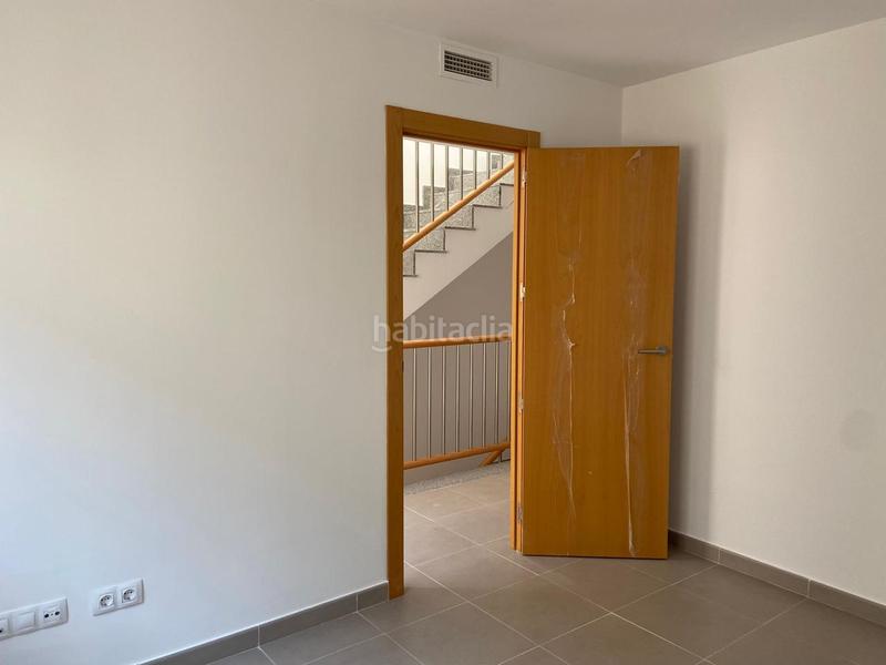 Foto 1f8a230a-6d62-4ed3-8836-e8e4c79da9f9. Casa adosada  con garaje en Roquetes