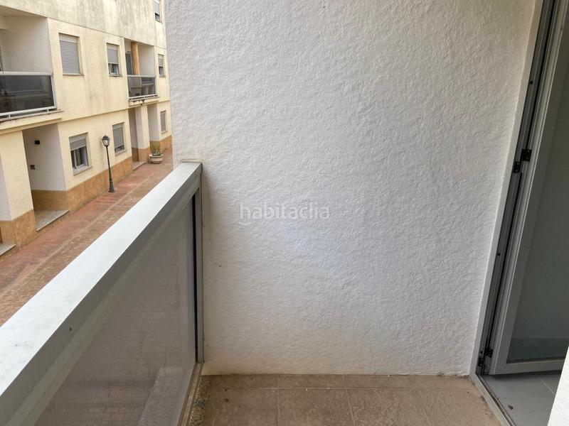 Foto 9190d566-6e94-443d-af0e-50d53d05ef36. Casa adosada  con garaje en Roquetes