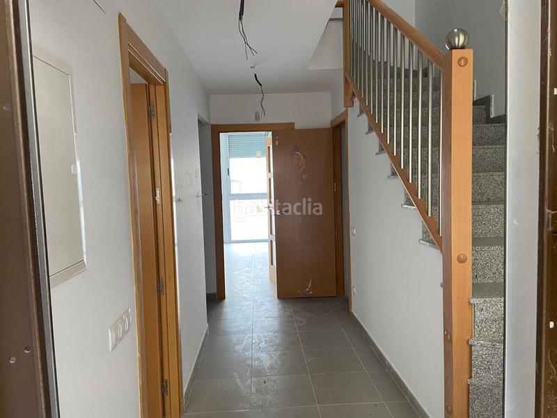 Foto 9d8489cf-4a4c-4534-9e27-03314cbb186c. Casa adosada  con garaje en Roquetes