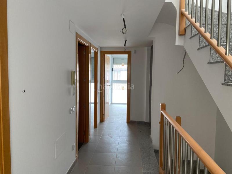 Foto f3be9227-293c-4e92-8471-5ebd418b6be7. Casa adosada  con garaje en Roquetes
