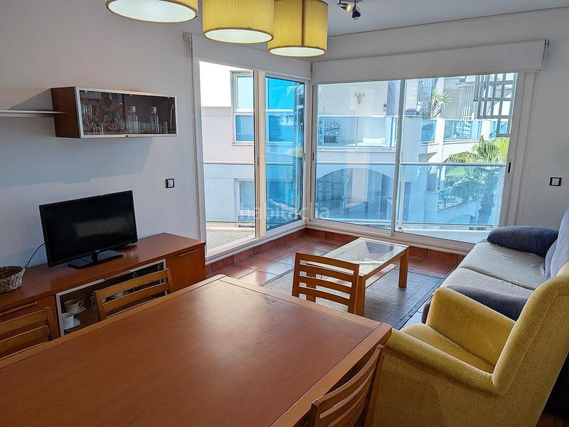 Foto 9c9fcd13-e91a-4fca-ba92-cbd0ddf71adc. Àtic a carrer mare nostrum 10 a Alcanar