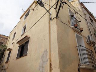 Haus in Carrer mercat 5. Encantadora casa de pueblo de 240 m en ulldecona tarragona