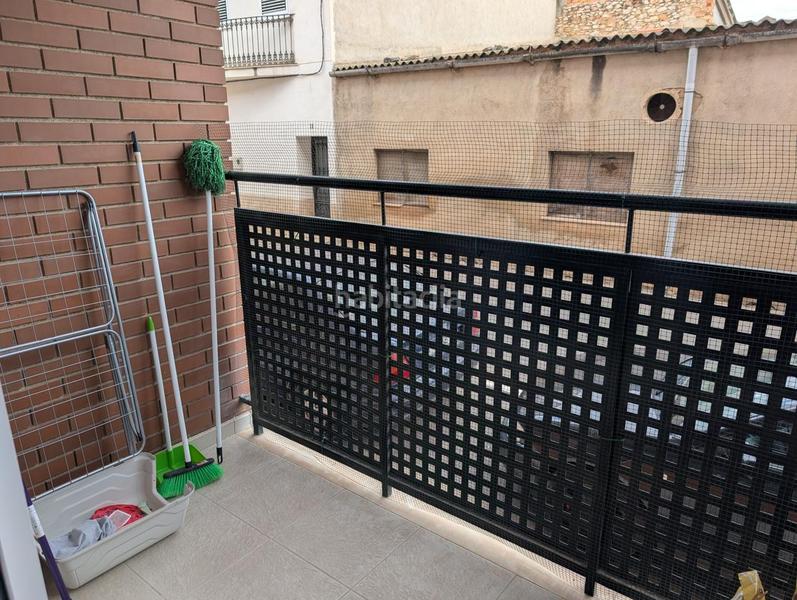 Foto b8aa3542-fdf8-4517-83ad-d85d6aefc230. Piano terra con parcheggio in Ulldecona