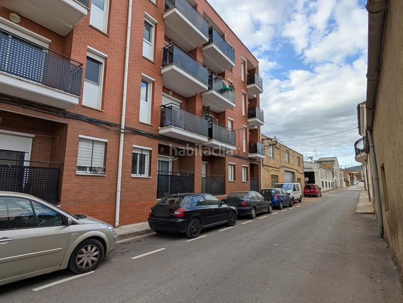 Foto f102a6e6-b962-4451-bb28-94d350c33eb4. Piano terra con parcheggio in Ulldecona