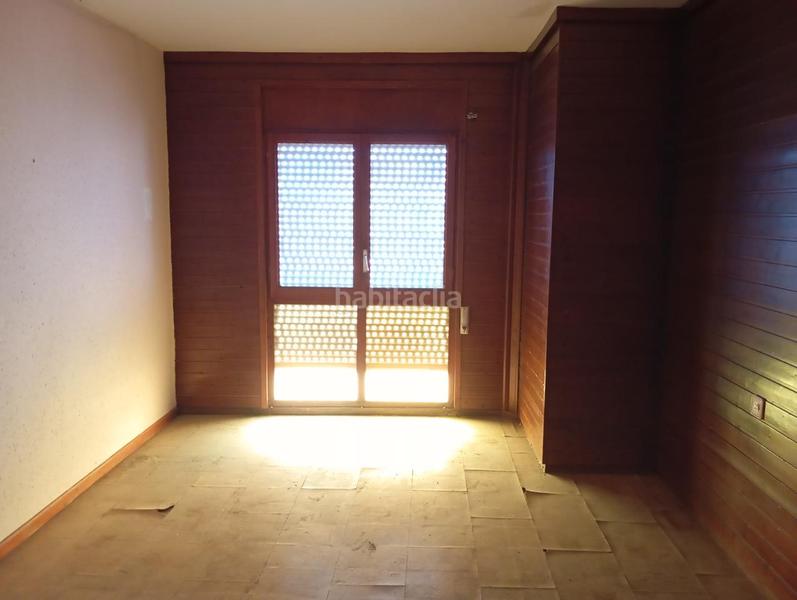 Foto 438f226d-ed0b-4d55-a762-94bbf563c3a1. Etagenwohnung in Deltebre