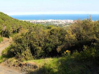 Terreny residencial a De forès 34. Tu balcón privado al mediterráneo doble parcela de 1.408m con vi