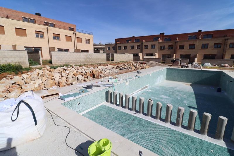 Foto a1cceb98-cee2-41c0-bebb-f49e56013f1f. Casa amb piscina a Ulldecona