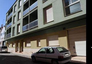 Miete Geschäftsraum  Migdia. Almacén de 50 m con acceso a pie de calle, ideal para guardar co