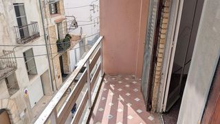 Pis  Calle major 133. Espacio, luz y un edificio en plena renovación en el centro de u