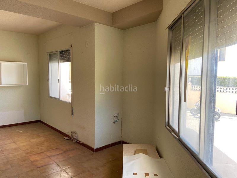 Foto d5e7403c-4e4a-4d38-b0b2-576bdf86c23b. Planta baixa a Sénia (La)