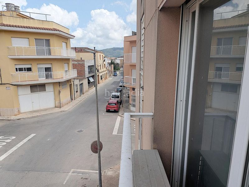 Foto 8b3b69c5-43cd-4607-b641-34bca3a66079. Piso en carretera de godall 27 piso vpo 3 habitaciones 2 baños a reformar tarragona en Ulldecona