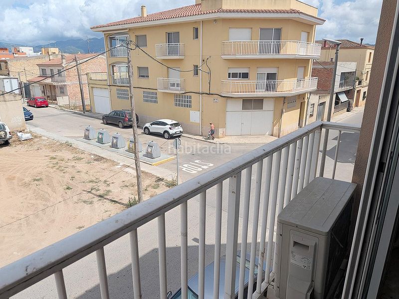 Foto f24817e0-3be5-4c11-a15b-9a1d404e5a4f. Piso en carretera de godall 27 piso vpo 3 habitaciones 2 baños a reformar tarragona en Ulldecona