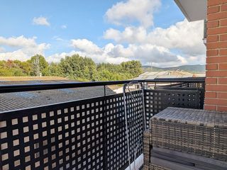 Appartement à Calle del vallàs 19. Luminoso piso de 102 m con terraza, parking y vistas al montsià