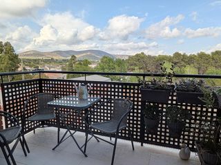 Appartement à Calle del vallàs 19. Exclusivo piso seminuevo de 101m con suite, cocina americana, te