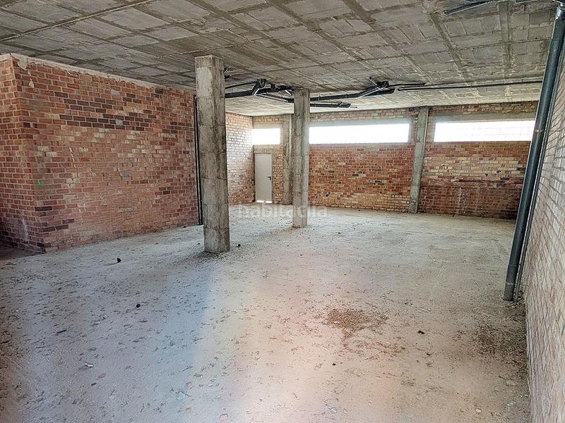 Foto f741e01b-9020-4a21-a6a1-8806f8620b4e. Local comercial a Ulldecona