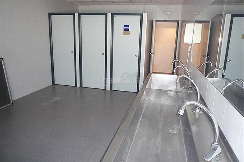 Foto 0e572083-6535-4aa8-9760-7a8b47831cdb. Bâtiment à usage industriel dans carrer de londres 4 dans Ulldecona