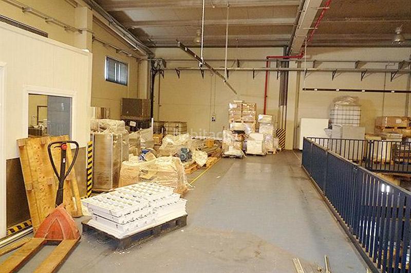 Foto 9087dd34-51e9-4f20-9c51-b2ee6675e7a3. Bâtiment à usage industriel dans carrer de londres 4 dans Ulldecona