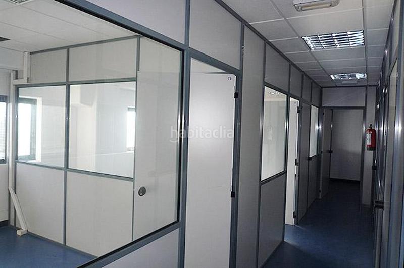 Foto b6efca71-9040-43d1-8620-67e362b98c55. Bâtiment à usage industriel dans carrer de londres 4 dans Ulldecona