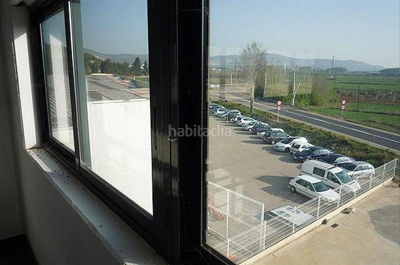 Foto d7852fc9-d40a-4eba-b38a-8df882ffee30. Capannone industriale in carrer de londres 4 in Ulldecona