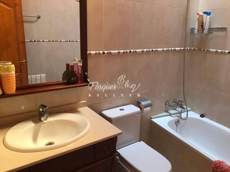 Foto a856c6dc-b7cc-455a-8eea-6b4ea5f29418. Rent house in calle cerdanya 1 in Montellà i Martinet