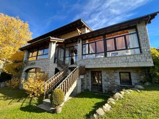 Rent Chalet in Major 1. Impresionante casa alquiler  de temporada  en angoustrine