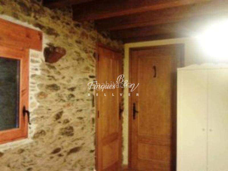Foto ce3af719-f4e4-4be9-af99-164e96e21c2c. Alquiler piso en due de progres 00 piso alquiler temporada invierno aprox nov 2025 a abril 2026 en Osseja