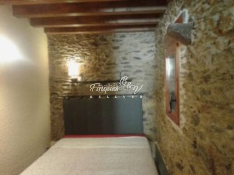 Foto 3a90a251-26d2-4ac5-acb0-a85911aef888. Rent flat in calle due de progres 00 in Osseja