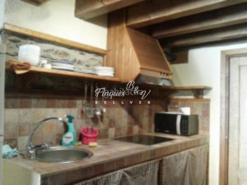 Foto c0ef410a-5da1-4d00-952e-3708699d5f3f. Rent flat in calle due de progres 00 in Osseja