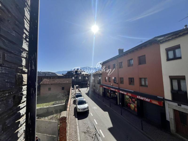 Foto 278fb5e6-16b8-4543-8ed7-53603a70e444. Haus in francesc macia 20 in Bellver de Cerdanya