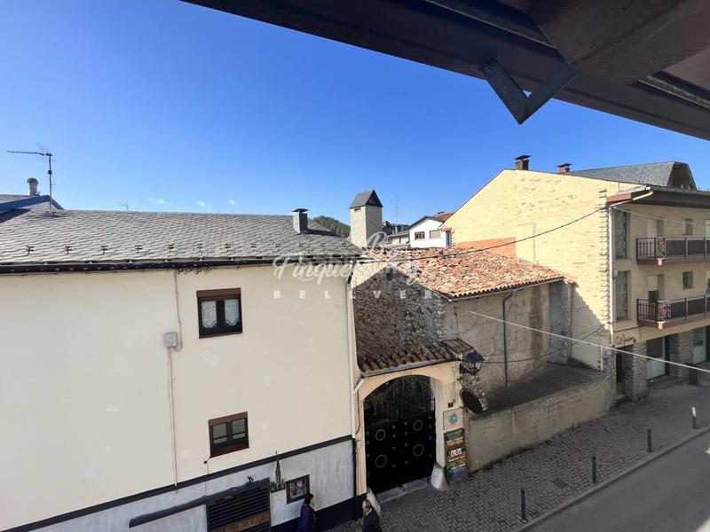 Foto 36de6ab9-6d9d-4ad9-b527-f06a4c7e080b. Haus in francesc macia 20 in Bellver de Cerdanya