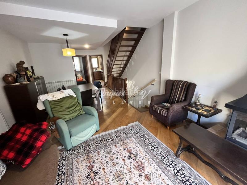 Foto e93889f0-1c6e-4e72-a0b4-3bba523bbd95. Haus in francesc macia 20 in Bellver de Cerdanya