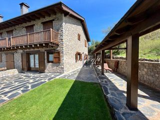 Miete Haus  Calle major. Casa en lloguer en bellver de cerdanya temporada dhivern