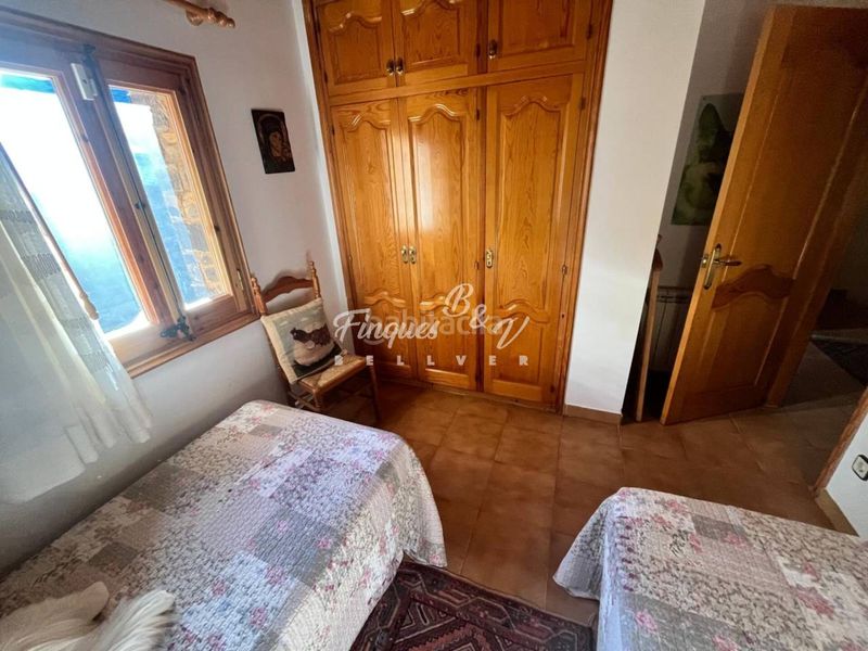 Foto 4456f821-0e2c-4e88-9741-1833e30d3549. Casa amb calefacció aparcament a Llívia