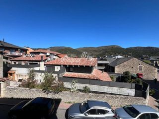 Pis  Calle san roc. Venta de piso de 3 habitaciones en bellver de cerdanya