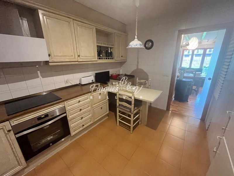Foto 0af6449d-81fa-43ff-8ede-58363be83d24. Semi detached house with heating parking in Bellver de Cerdanya