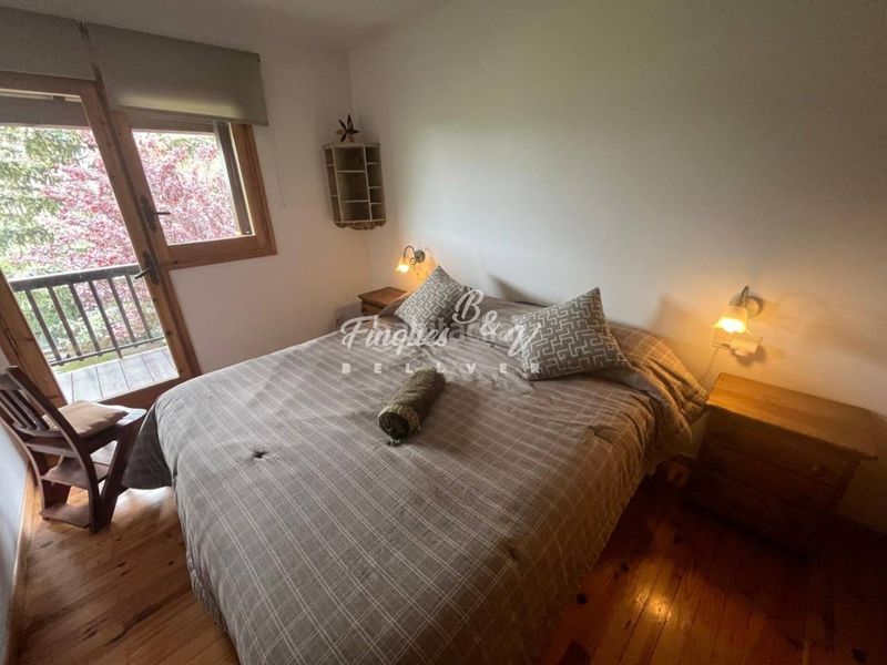 Foto 11ebe43d-5029-4674-ace0-34c6740652f4. Semi detached house with heating parking in Bellver de Cerdanya