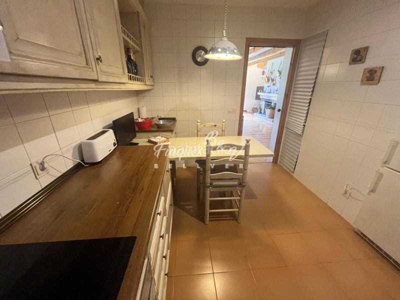 Foto 31d5ff42-c377-400f-9de3-ddc6f240dc5d. Semi detached house with heating parking in Bellver de Cerdanya