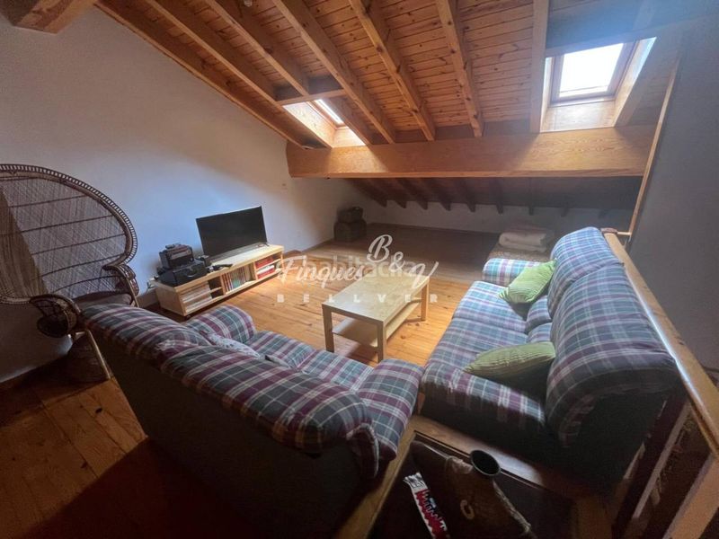Foto 48b96576-dc41-4a2c-937e-6f74d8e6d27a. Semi detached house with heating parking in Bellver de Cerdanya