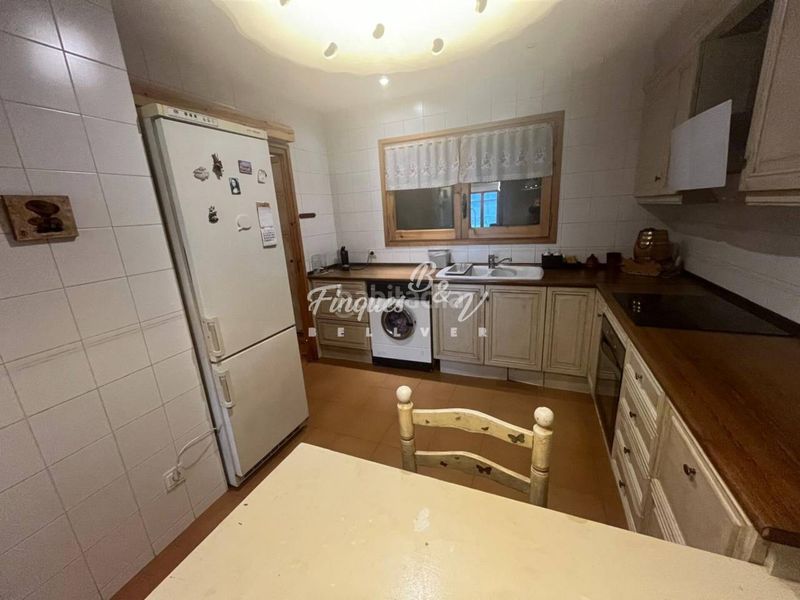 Foto 6751e93d-4352-4612-a98c-35ae84ae50e1. Semi detached house with heating parking in Bellver de Cerdanya