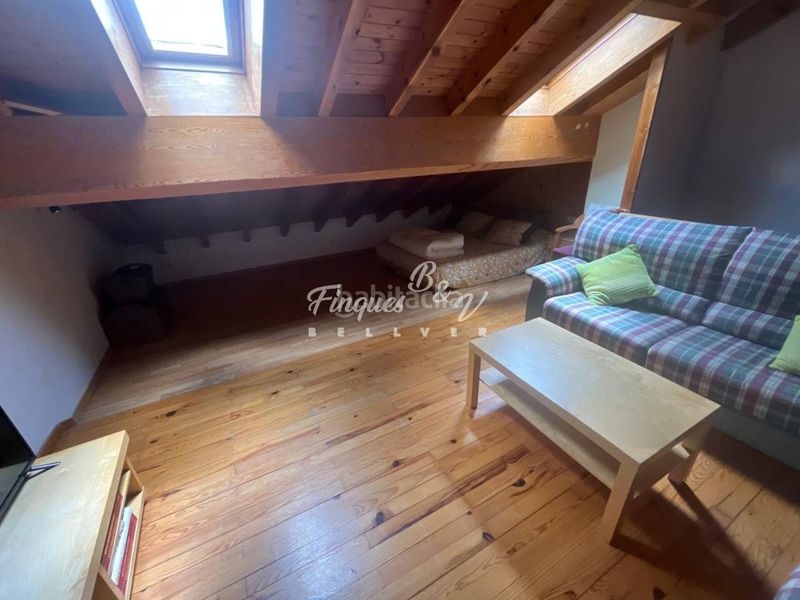 Foto 779aeb12-418b-4ce2-ba28-aa4009306710. Semi detached house with heating parking in Bellver de Cerdanya